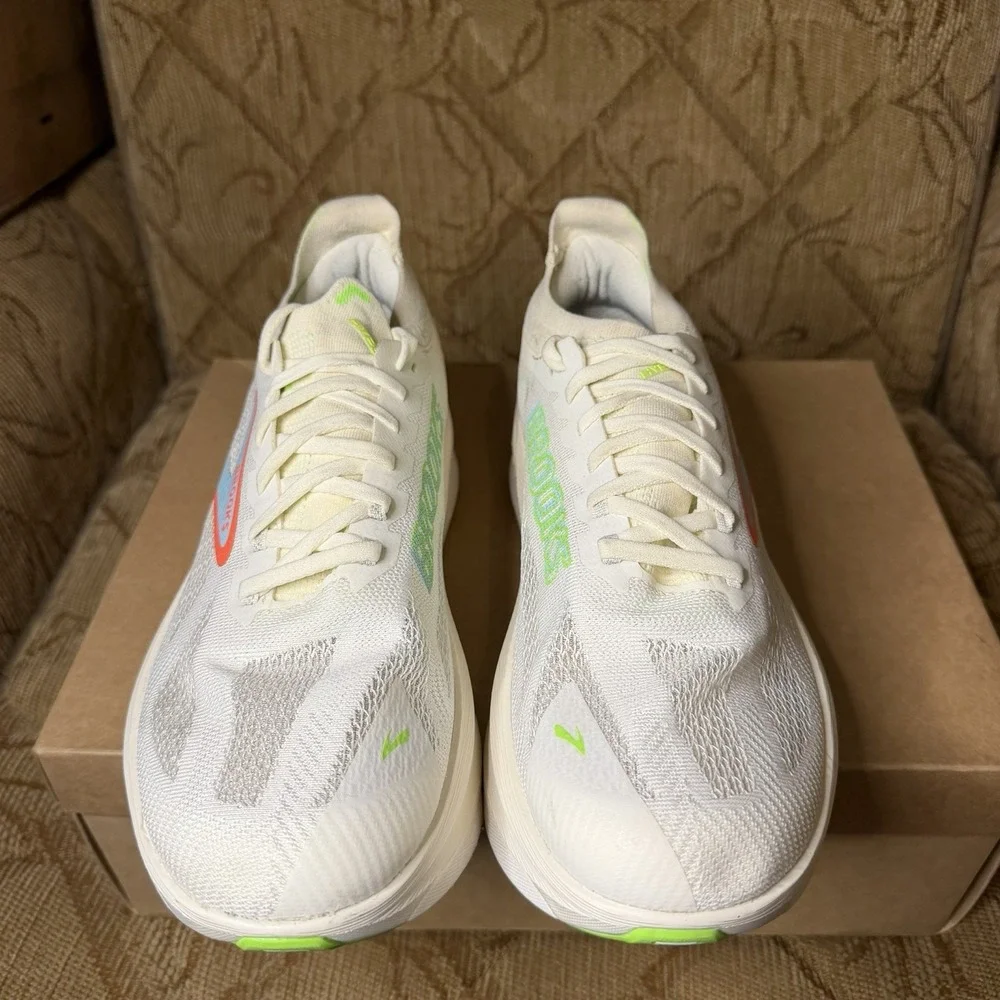 Brooks Hyperion Max 3 Mens Size 10 Ivory Orange Athletic Running Shoes Sneakers